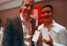 双面2.5D弧面玻璃  一加新机或定名One Plus X