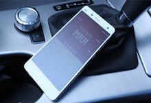 五寸黄金握感！小米4官网售价1199元