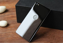 情怀打折“出售”？锤子T2售价定在3000内！