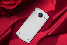 美图M6/V4s新品发布：超强自拍主打极致美颜