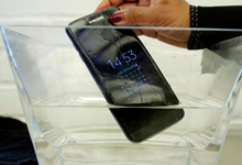 三星S7 Active不防水？权威杂志真的测试了