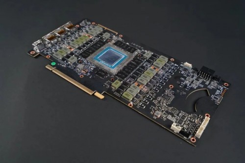 开启DLSS体验更流畅的游戏画面，耕升RTX 3090 Ti游戏评测(图3)