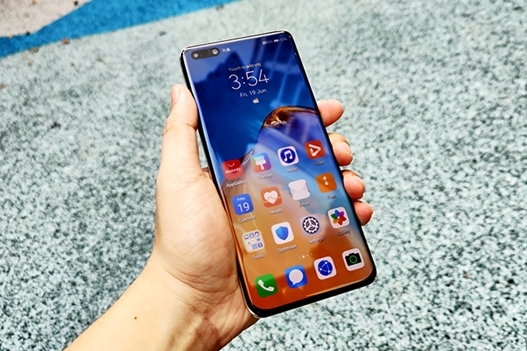 时隔4年Pro+版本回归！华为P70 Pro+首次曝光