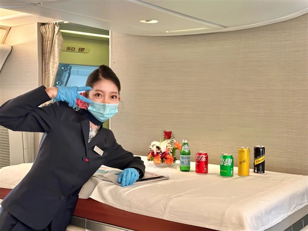 为何越来越多空姐来理想卖车 官方揭秘：收入更高、不焦虑了