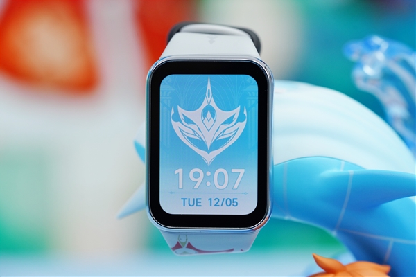 达达利亚首款定制产品!小米手环8 Pro原神定制版图赏(图12) 达达利亚首款定制产品!小米手环8 Pro原神定制版图赏