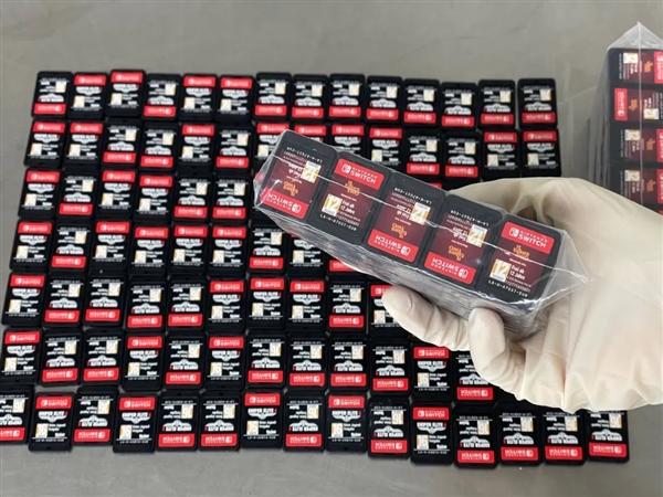 电动轮椅夹层藏匿300张Switch游戏卡 进境被查获(图1) 电动轮椅夹层藏匿300张Switch游戏卡 进境被查获