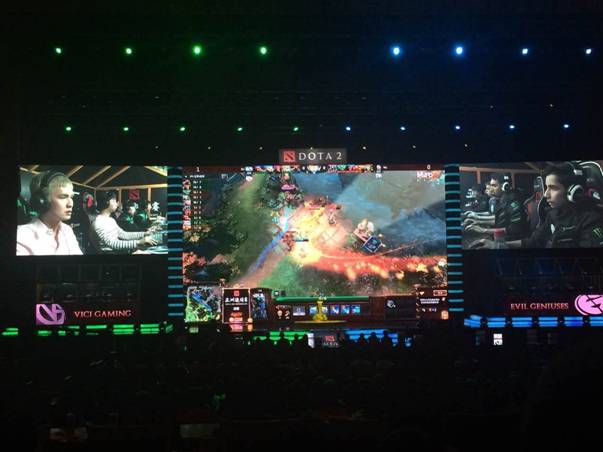 DOTA2亚洲邀请赛辉耀出世 三星曲面显示器瞩目下一个冠军(图4)