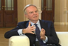 76岁的苹果前CEO 如今也做了智能机！