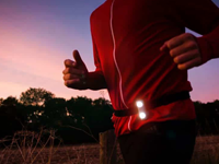 永远不用充电 专为夜间跑步设计的安全灯