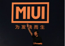 小米笔记本靠谱？富士康助阵、双系统运行！