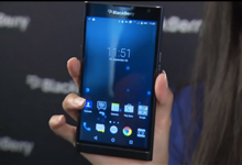 一根救命草！黑莓首款安卓手机Priv真机曝光