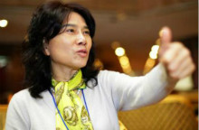 喊话董阿姨！格力手机对合作商强买强卖？