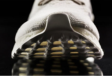 打造专属的享受 阿迪3D打印跑鞋来了!