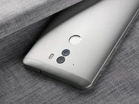 360奇酷发布会：感动的老周和诚意的手机