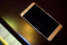 骁龙616+3GBRAM 荣耀畅玩5x定义千元机新标准？