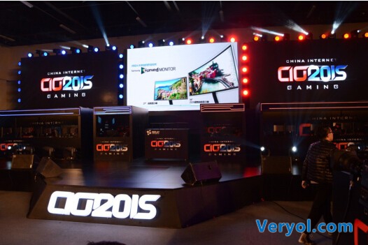 满眼全是三星显示器 CIG“绿色游戏风”