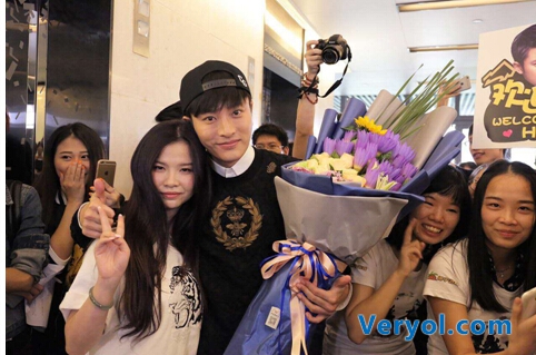 椰子游戏签约贾乃亮 星光入股价值几何 