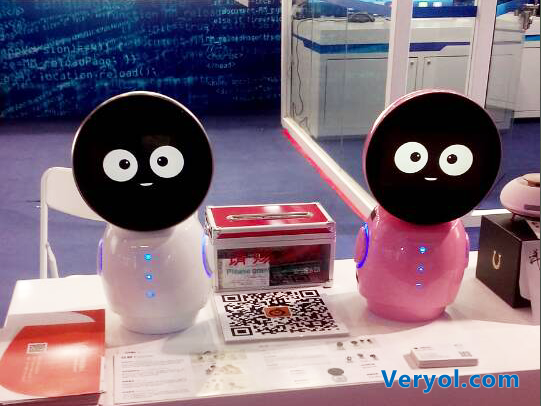 金刚蚁机器人“小忆”首次参展高交会