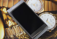 昨日三星发布旗舰新品W2016！屏幕大小仅为3.9英寸