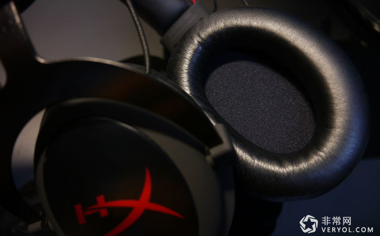 聆听云端的声音！HyperX Cloud Core耳机新选择！