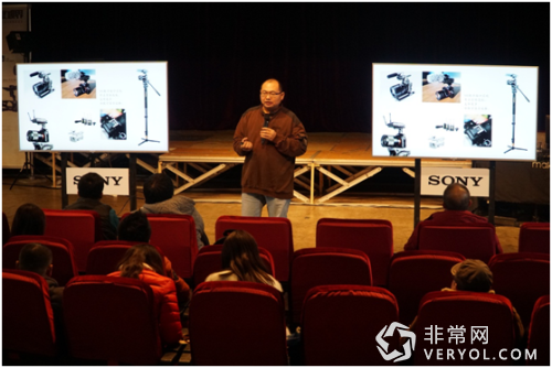 携索尼全画幅微单A7SII，走进成都电视台