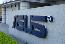 华硕再推新机 又是一款充电宝手机！