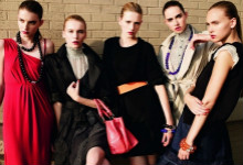 互联网“租衣APP”出现  消费者观点“两极分化”！