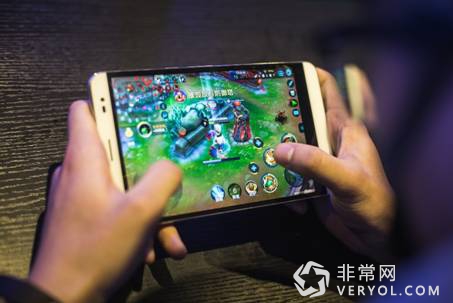 Vmall四周年狂嗨购 荣耀X2最高直降200元