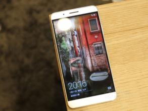 荣耀携手家乐福助力环保  荣耀畅玩5X绿色开售