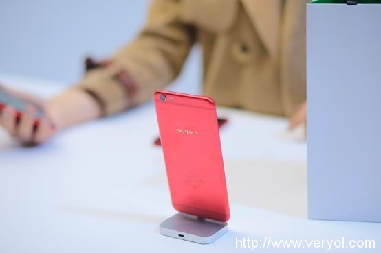 红色小幂phone已卖疯！OPPO R9s这是在搞事情啊？(图6)