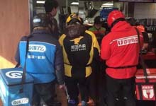 饿了么笑了，美团骑手偷盗百度外卖饭盒