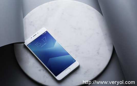 将率先适配Flyme6 魅蓝Note5更加强悍(图1)