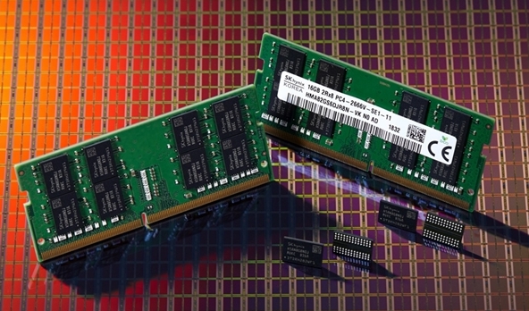DDR4/DDR5集体大涨价！三星等存储大厂态度明确：将继续减产