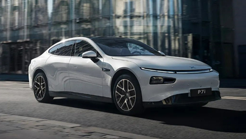 小鹏加入价格白刃战！P7i全系最高优惠2.6万：智驾版22.49万可买