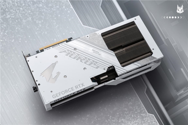 全球限量300套，技嘉钛金雕Z790+RTX 4080 SUPER套装震撼来袭(图3)