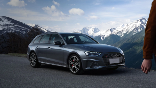 标配3.0T V6发动机+真quattro！全新奥迪S4上市：起售价48.88万元