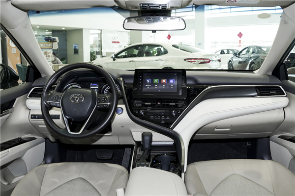 福特蒙迪欧大马力E-混动版来了 凯美瑞双擎何去何从(图18) 福特蒙迪欧大马力E-混动版来了 凯美瑞双擎何去何从(图18)