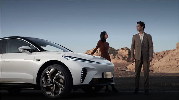 看了2024款飞凡R7 还要啥小鹏G6！(图1)