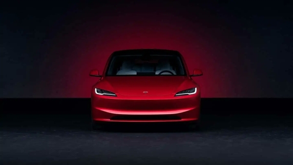 最远跑713公里 全新特斯拉Model 3正式开售：25.99万起还香吗