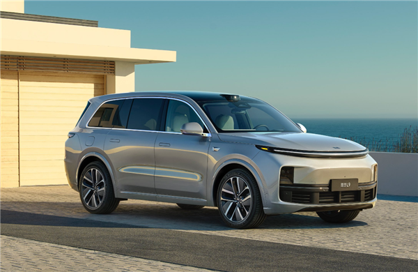 曝理想汽车将于2024年提前出海 官方回应:不予置评(图1) 曝理想汽车将于2024年提前出海 官方回应:不予置评