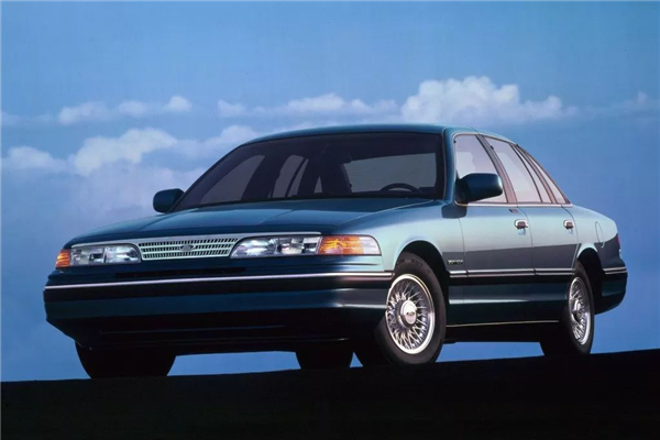 福特蒙迪欧大马力E-混动版来了 凯美瑞双擎何去何从(图1) 福特蒙迪欧大马力E-混动版来了 凯美瑞双擎何去何从(图1)