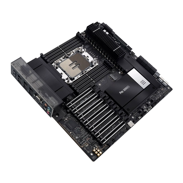 Intel 56核心至强超频5.5GHz 峰值功耗近1900W!液氮才压住