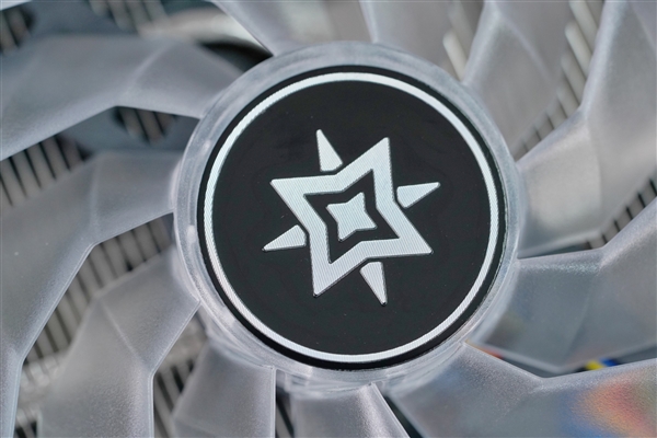 纯白千层镜!影驰RTX 4060 Ti 8GB星曜OC图赏
