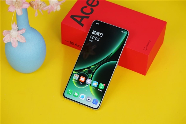 正面颜值最高的直屏手机！一加Ace 2V图赏
