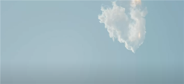 人类最强火箭星舰爆炸 马斯克失落 SpaceX回应:祝贺团队完成首次飞行测试