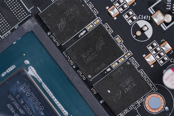 奢华散热!索泰RTX 4070天启OC显卡图赏