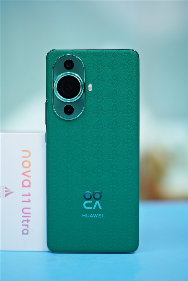 11号色靓丽吸睛!华为nova 11 Ultra图赏