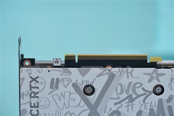 涂鸦外观玩趣十足!索泰RTX 4070Ti天启OC欧泊白图赏