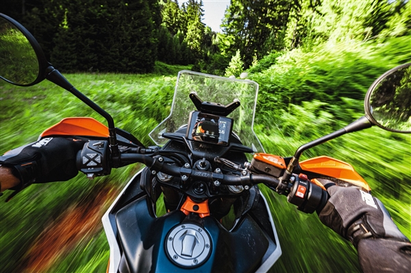 14.98万！KTM 890 ADVENTURE R上市：中型ADV摩托最强