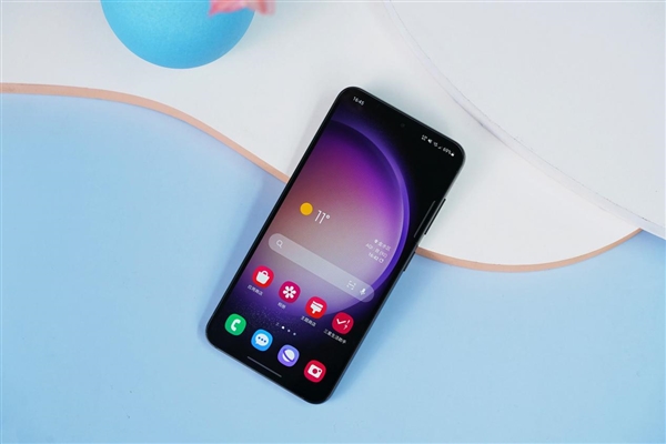 6.1英寸手感绝佳小屏!三星Galaxy S23图赏